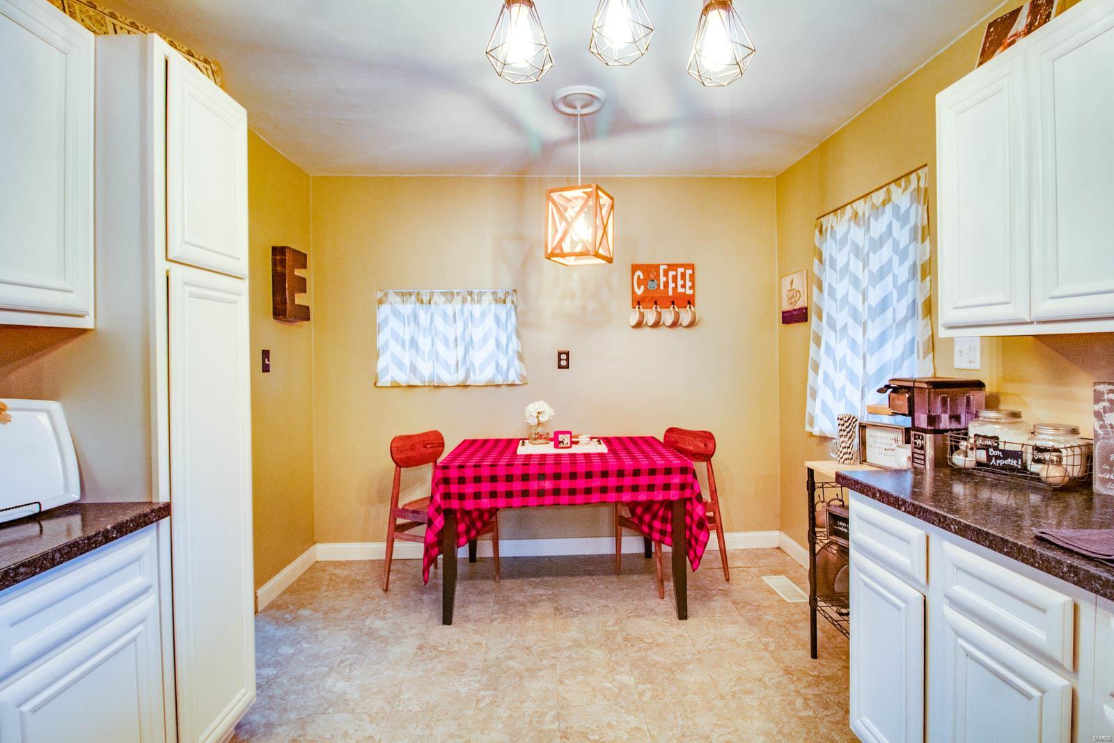 5609 Schmidt Road Brighton, IL 62012 - Photo 20 of 32