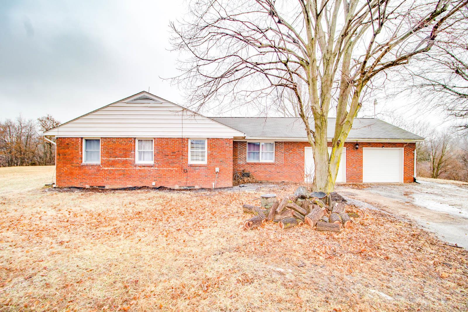 5609 Schmidt Road Brighton, IL 62012 - Photo 6 of 32