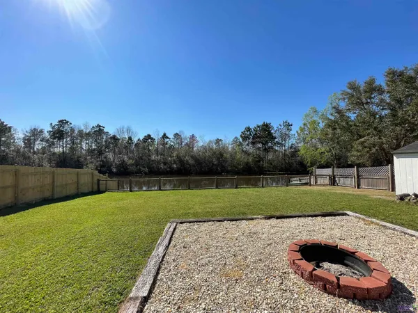 $1,850 | 24585 Fair Weather Drive, Denham Springs, LA 70726