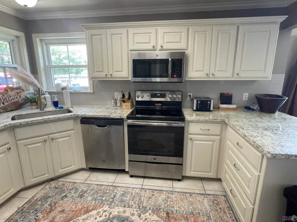 $1,850 | 24585 Fair Weather Drive, Denham Springs, LA 70726