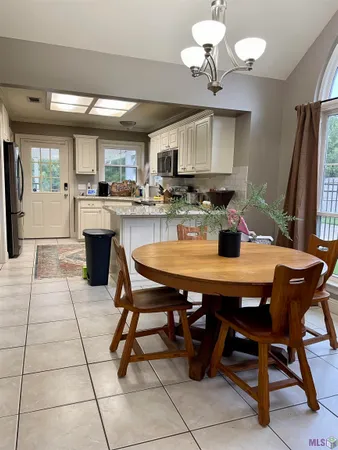 $1,850 | 24585 Fair Weather Drive, Denham Springs, LA 70726