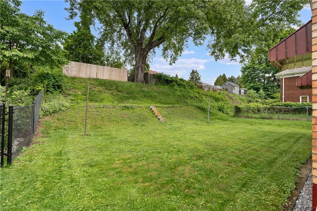 1839 Viruth Street Pittsburgh, PA 15212 - Photo 26 of 32