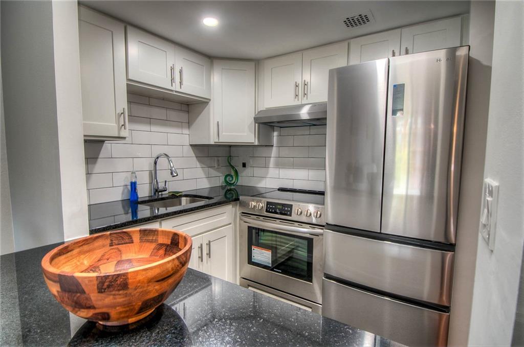 9985 Shore Road, Unit 14D Brooklyn, NY 11209 - Photo 1 of 13 Gallery Image 1