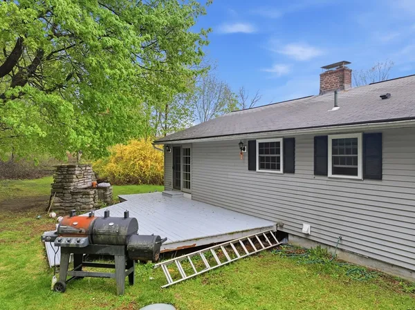 $379,900 | 22 Birch Street, West Brookfield, MA 01585