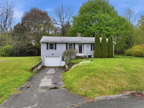$379,900 | 22 Birch Street, West Brookfield, MA 01585