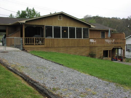 697 Robertsville Road Oak Ridge, TN 37830 - Photo 1 of 1 Primary Photo
