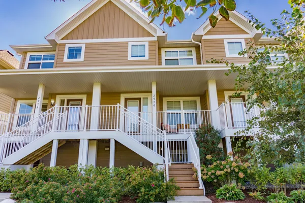 $2,300 | 2976 Clover Ridge Drive, Chaska, MN 55318