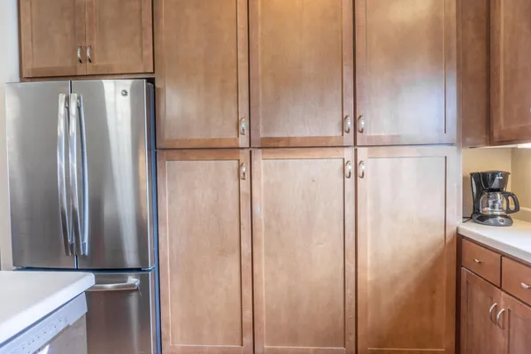 $2,300 | 2976 Clover Ridge Drive, Chaska, MN 55318