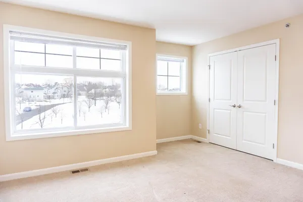 $2,300 | 2976 Clover Ridge Drive, Chaska, MN 55318