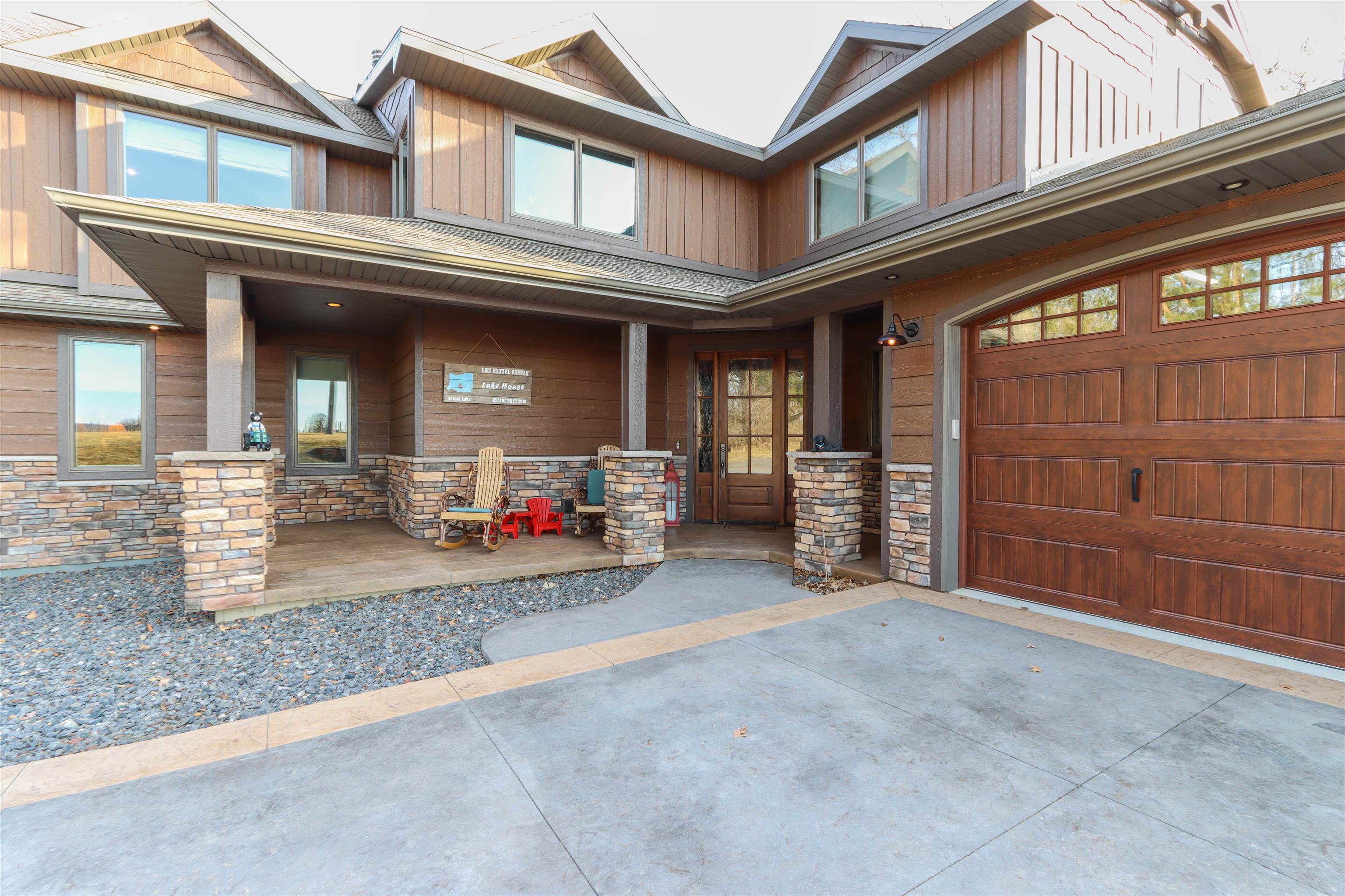 N3032 Hicks Lane Waupaca, WI 54981 - Photo 6 of 73