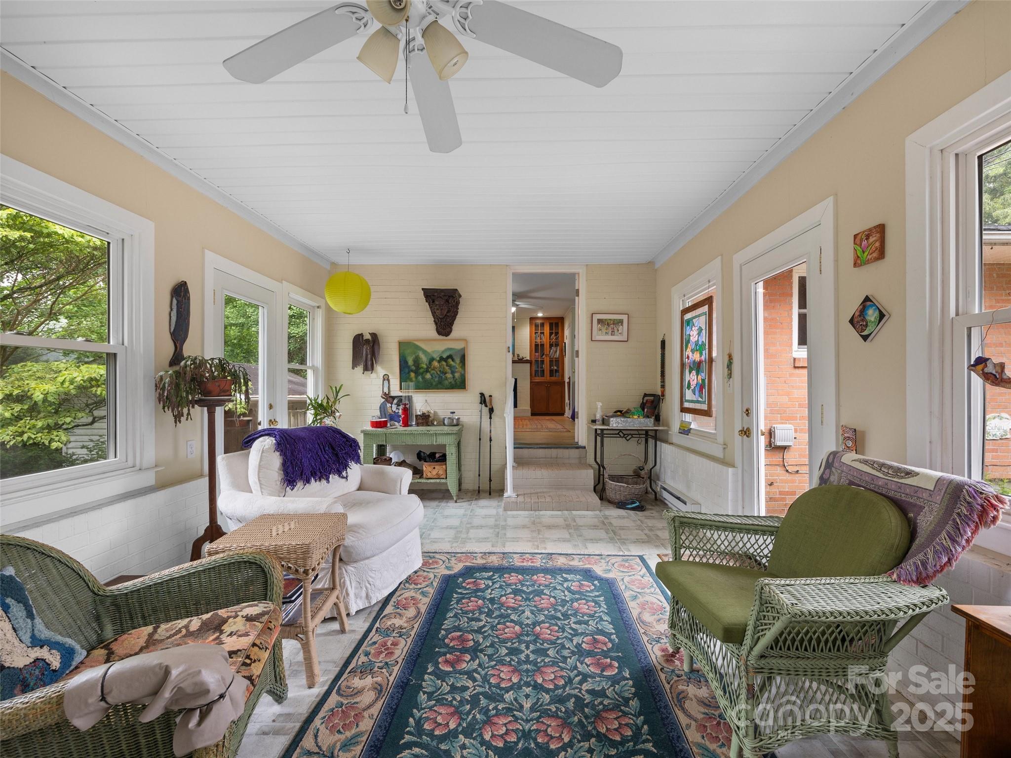 107 Edgehill Road Hendersonville, NC 28739 - Photo 20 of 48 Gallery Image 20