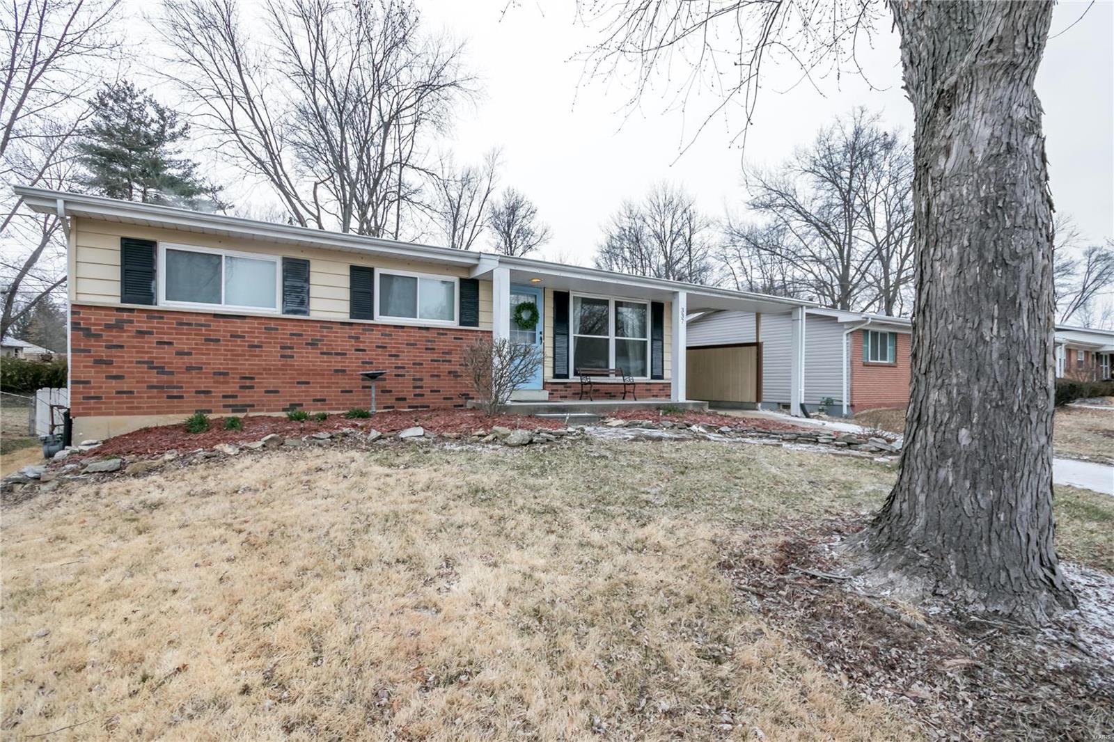 337 Fairview Court Ballwin, MO 63021 - Photo 2 of 27 Gallery Image 2