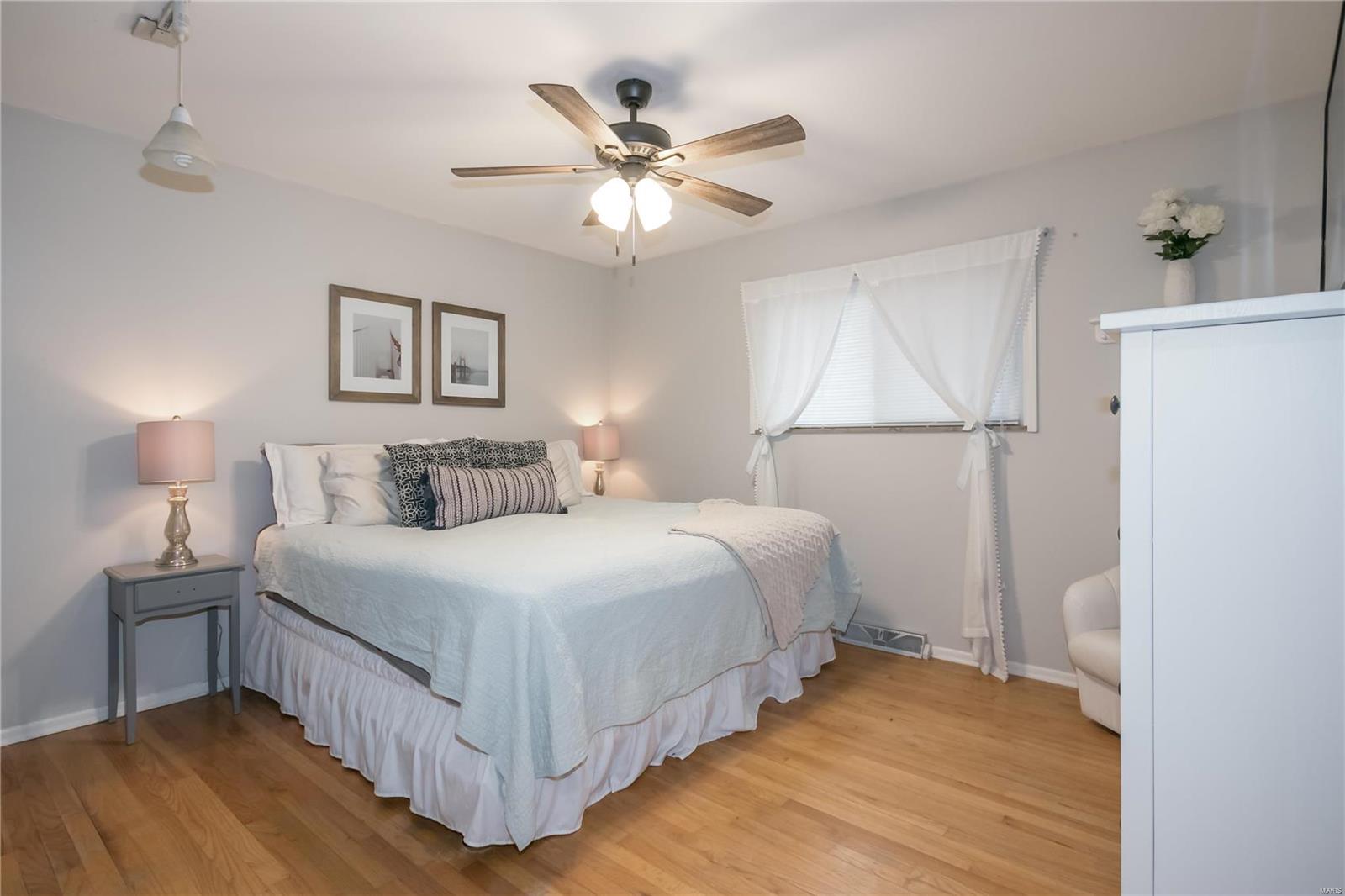 337 Fairview Court Ballwin, MO 63021 - Photo 14 of 27 Gallery Image 14