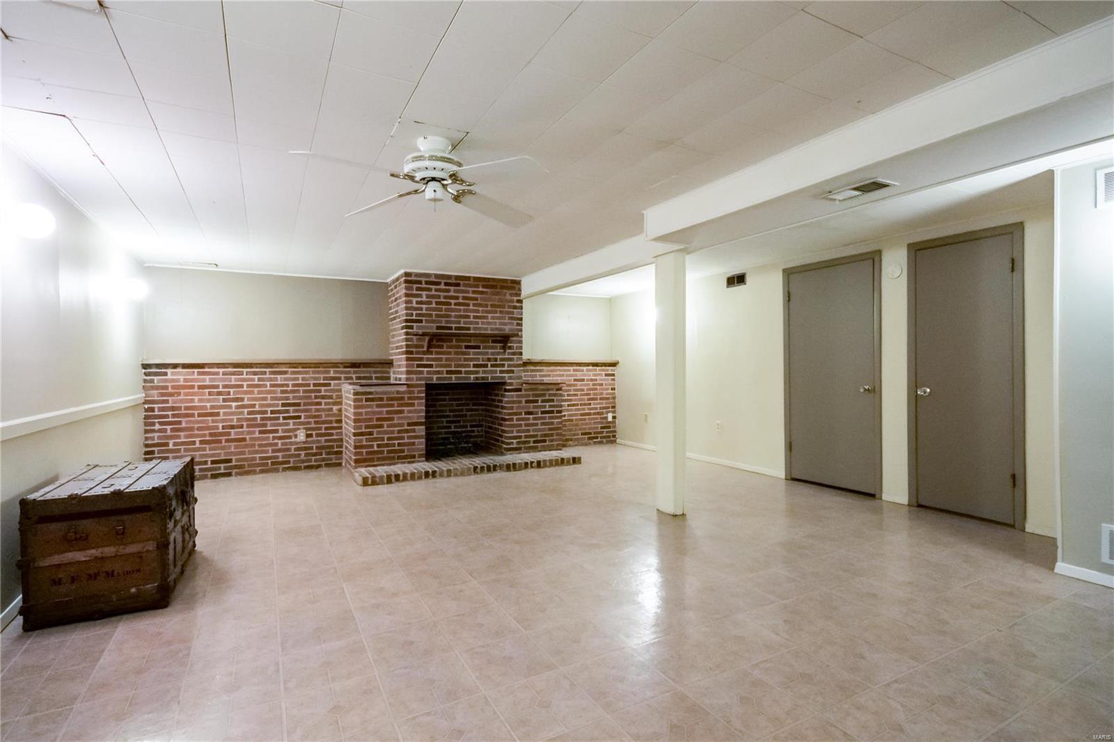337 Fairview Court Ballwin, MO 63021 - Photo 15 of 27 Gallery Image 15