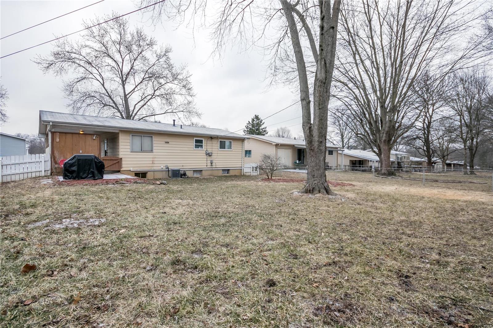337 Fairview Court Ballwin, MO 63021 - Photo 23 of 27 Gallery Image 23