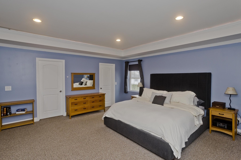 48 Mountain Avenue West Springfield, MA 01089 - Photo 20 of 39 a bedroom with a bed and a tv