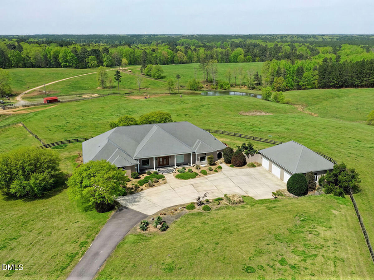 2727 Lower Moncure Road Sanford, NC 27330 - Photo 7 of 88 06