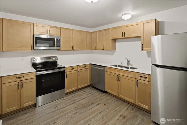 $1,850,000 | 324 South Lafayette Avenue, Bremerton, WA 98312