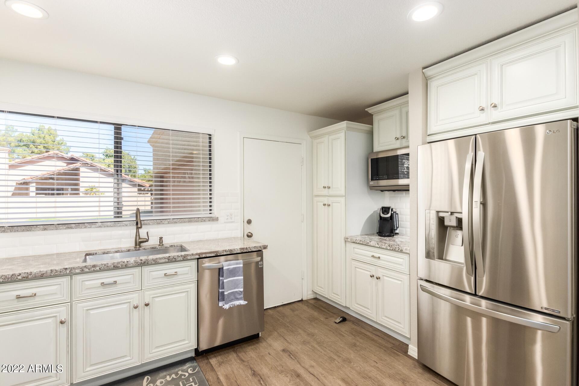 311 East Pinon Way Gilbert, AZ 85234 - Photo 13 of 31 12 - Pinon