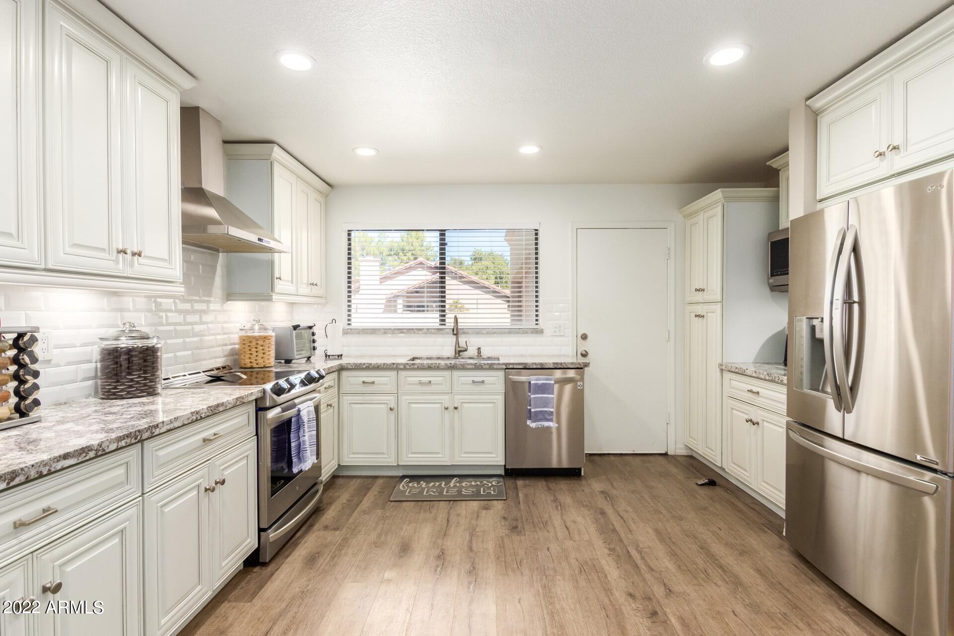 311 East Pinon Way Gilbert, AZ 85234 - Photo 15 of 31 14 - Pinon