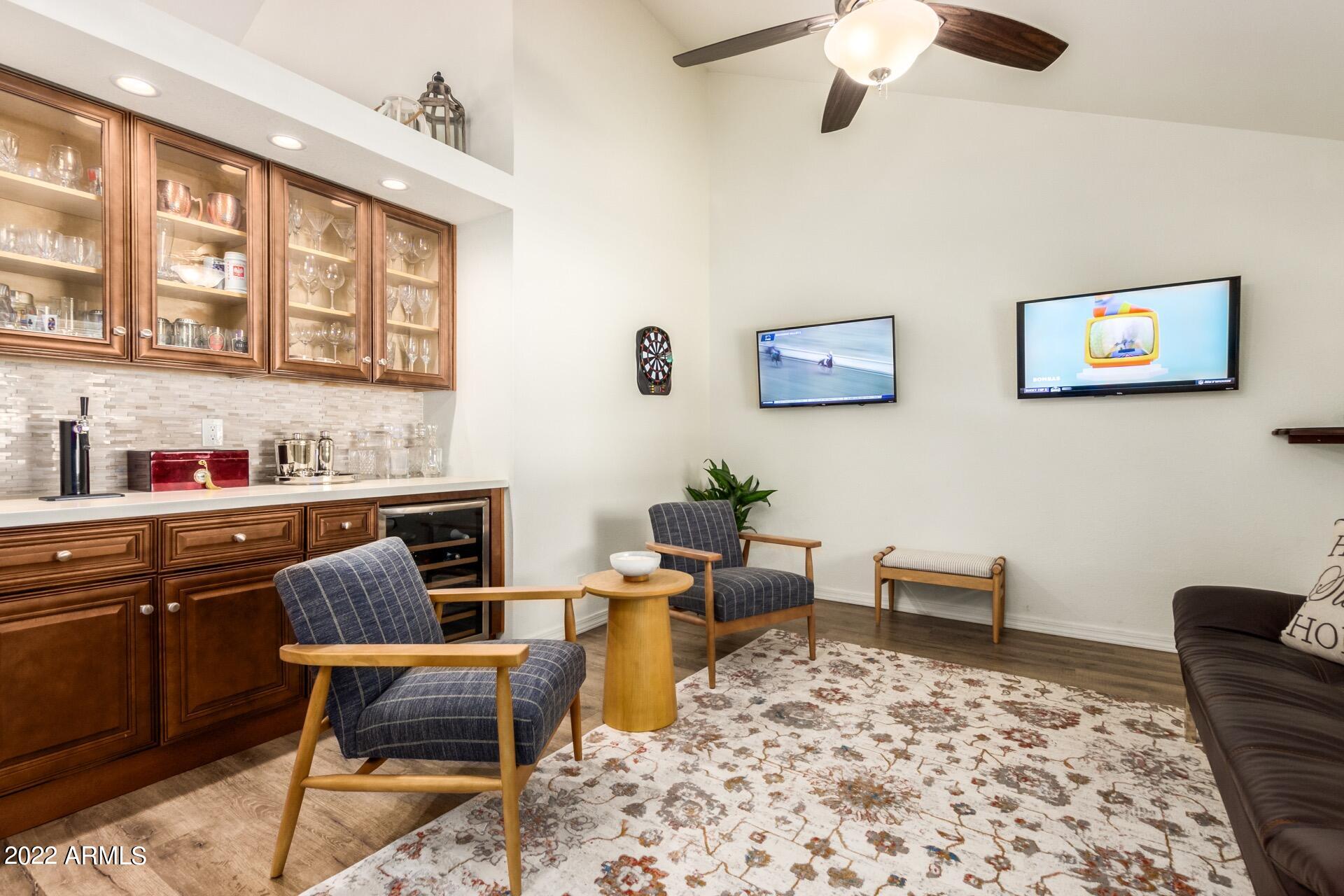 311 East Pinon Way Gilbert, AZ 85234 - Photo 5 of 31 04 - Pinon