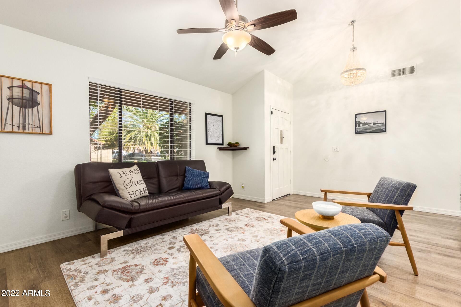 311 East Pinon Way Gilbert, AZ 85234 - Photo 6 of 31 05 - Pinon