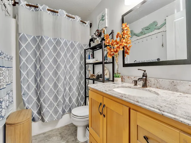 $489,000 | 289 Harvard Drive, Woodburn, OR 97071