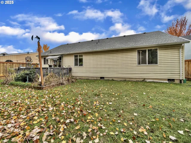 $489,000 | 289 Harvard Drive, Woodburn, OR 97071