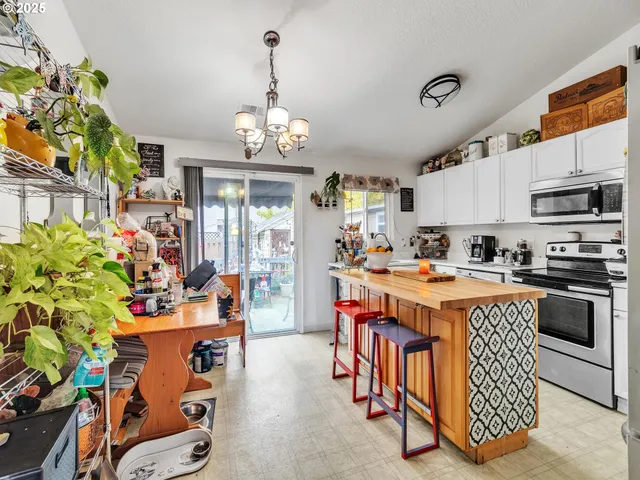 $489,000 | 289 Harvard Drive, Woodburn, OR 97071