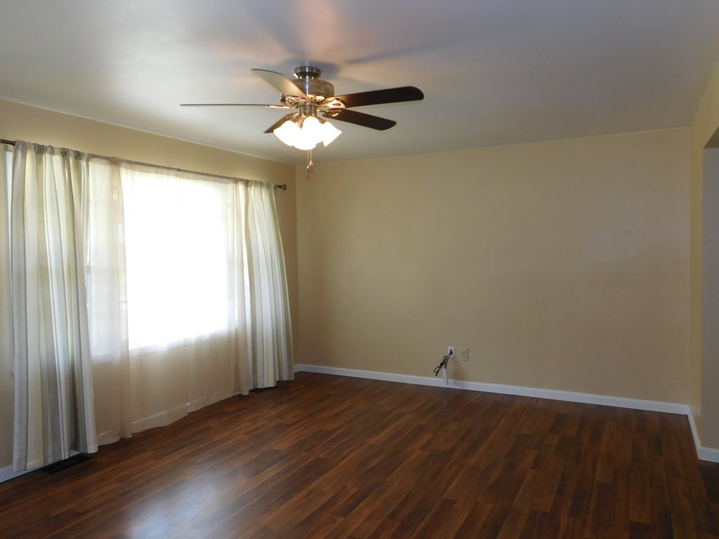 2413 Hunt Club Road Sumter, SC 29154 - Photo 8 of 25