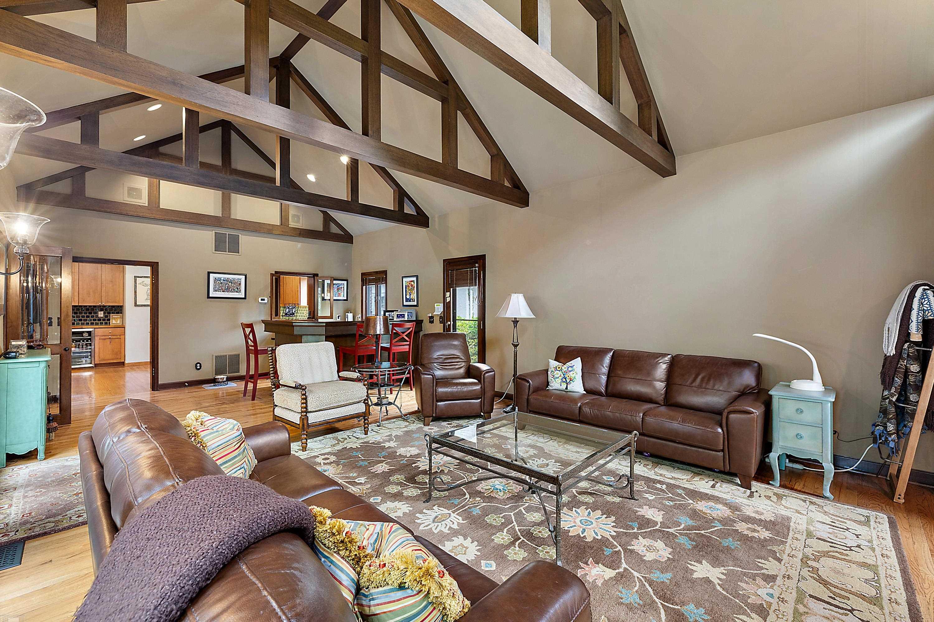 1104 Yorkshire Road Grosse Pointe, MI 48230 - Photo 27 of 69 50144876-853021ce-d8de-40ca-8da8-dd2e1d236a5b.JPG
