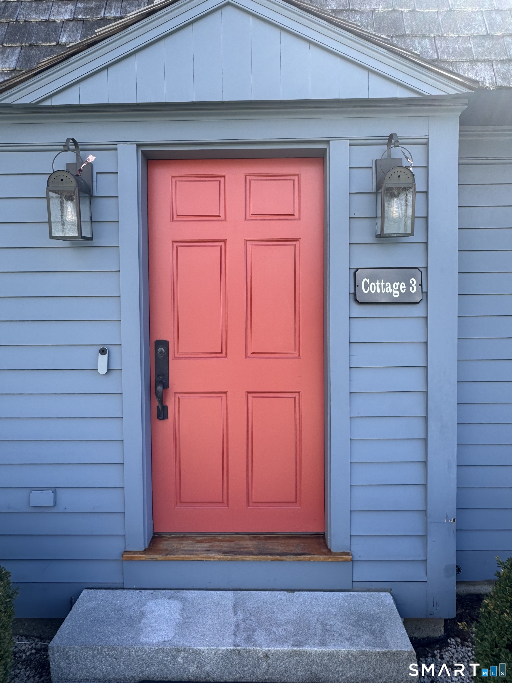 84 Waterside Lane, Unit 3 Clinton, CT 06413 - Photo 2 of 37 a view of door