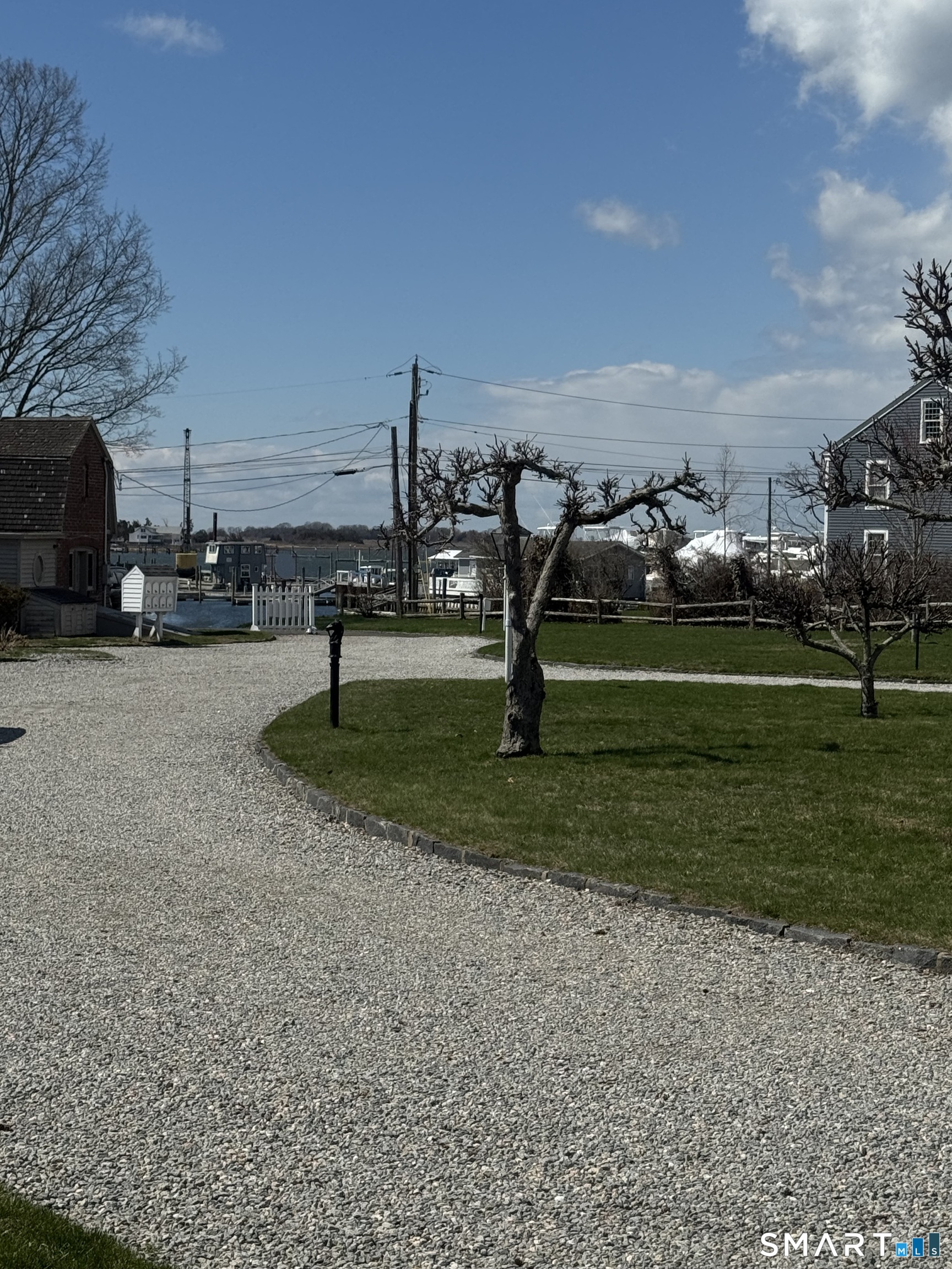 84 Waterside Lane, Unit 3 Clinton, CT 06413 - Photo 36 of 37 a view of a park