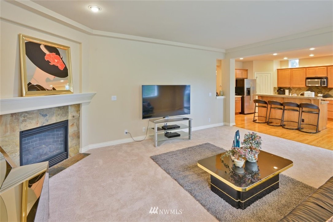 5304 Northeast 3rd Street Renton, WA 98059 - Photo 8 of 24