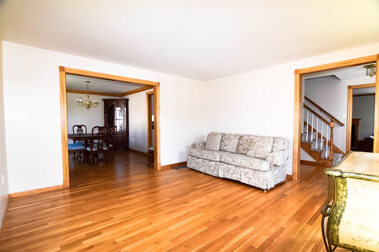 55 Mallard Point Road Merrimack, NH 03054 - Photo 13 of 40