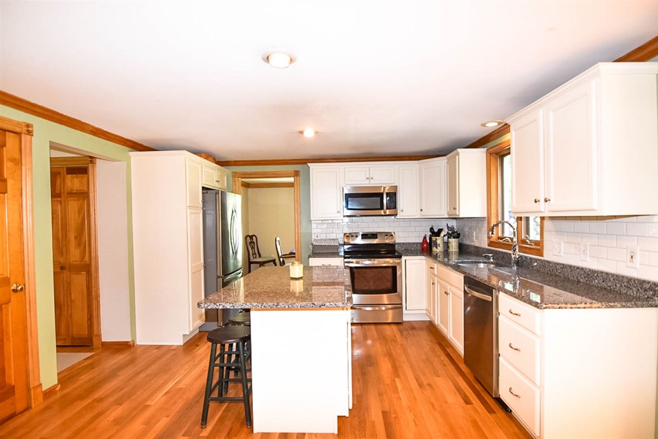 55 Mallard Point Road Merrimack, NH 03054 - Photo 7 of 40