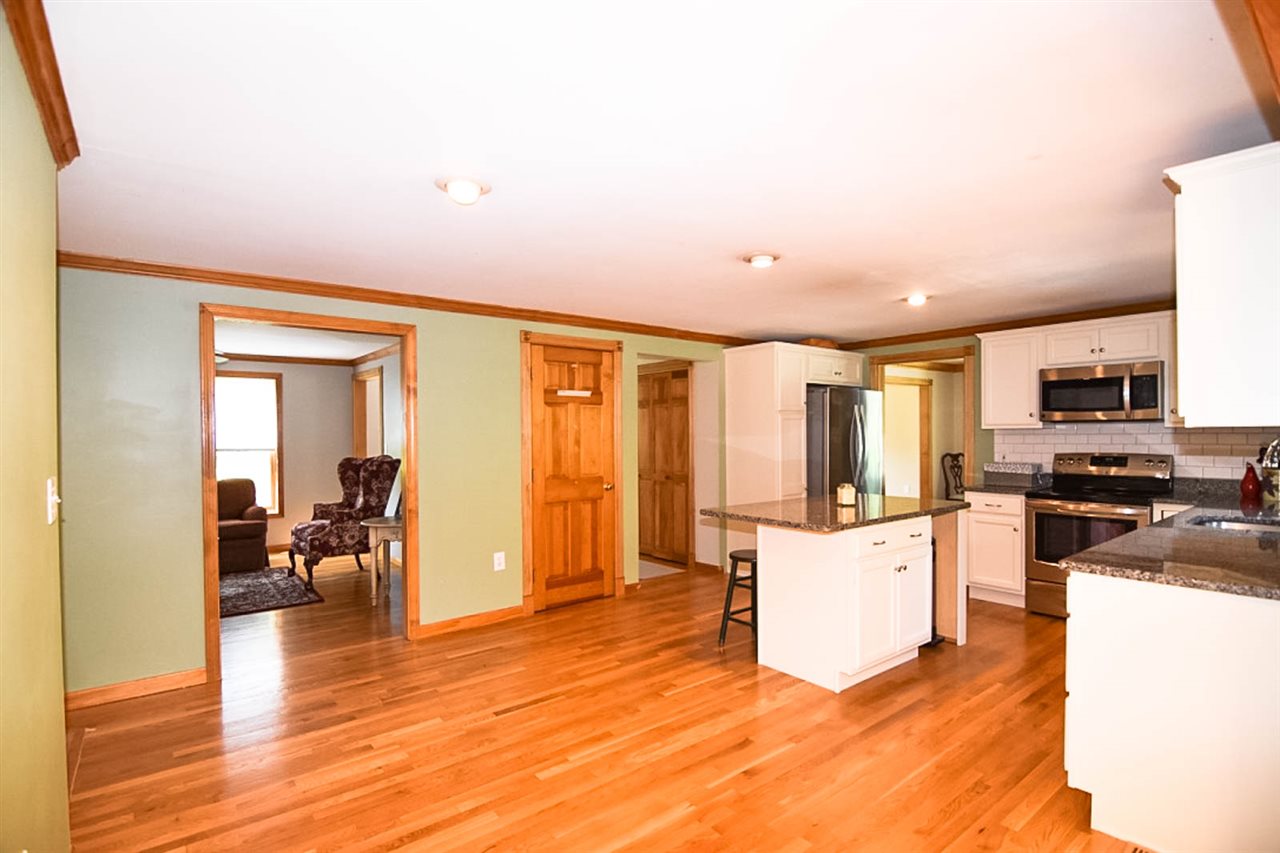 55 Mallard Point Road Merrimack, NH 03054 - Photo 8 of 40