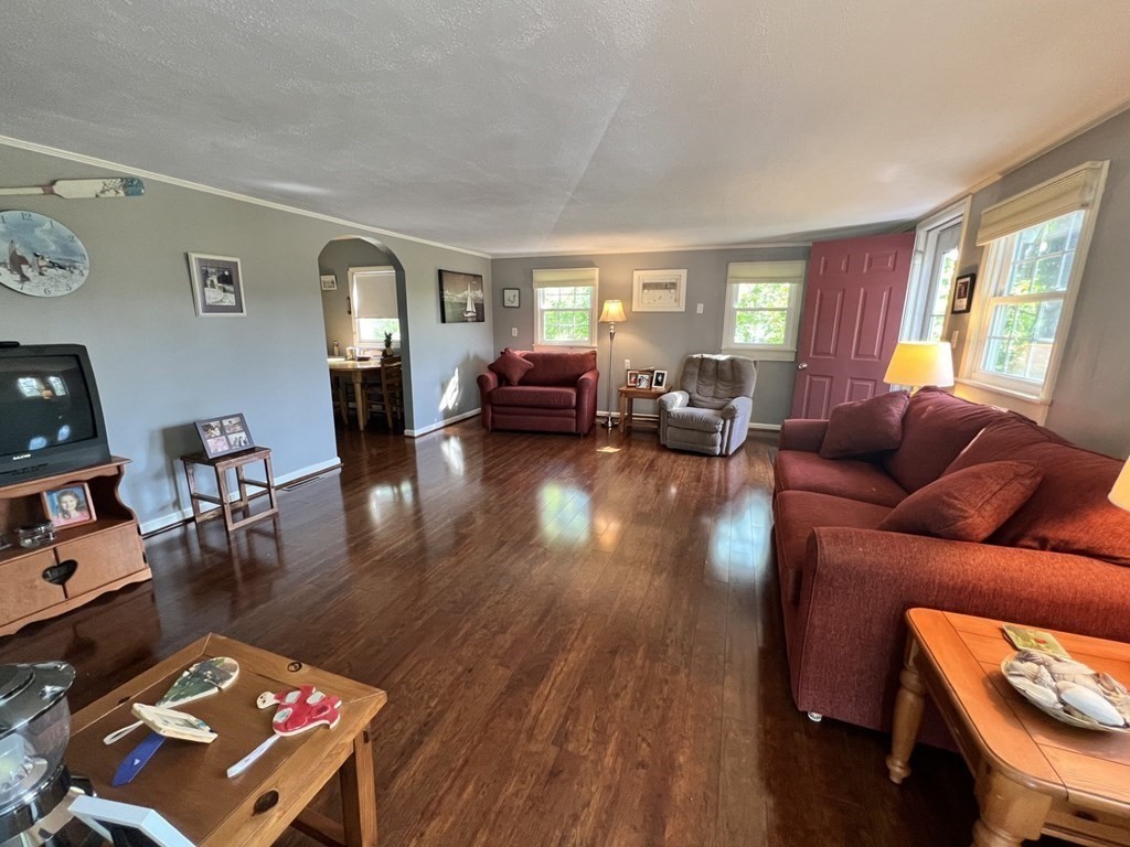 69 Maple Springs Road Wareham, MA 02571 - Photo 5 of 11 Gallery Image 5