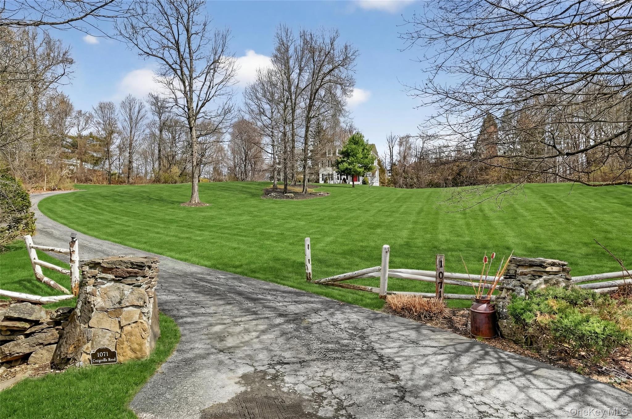 1071 Craigville Road Chester, NY 10918 - Photo 4 of 48