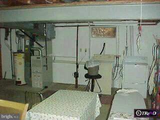 324 Fisher Road Reading, PA 19601 - Photo 6 of 7