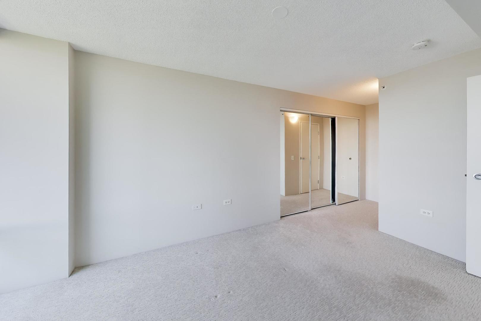 800 Elgin Road, Unit 1404 Evanston, IL 60201 - Photo 12 of 20