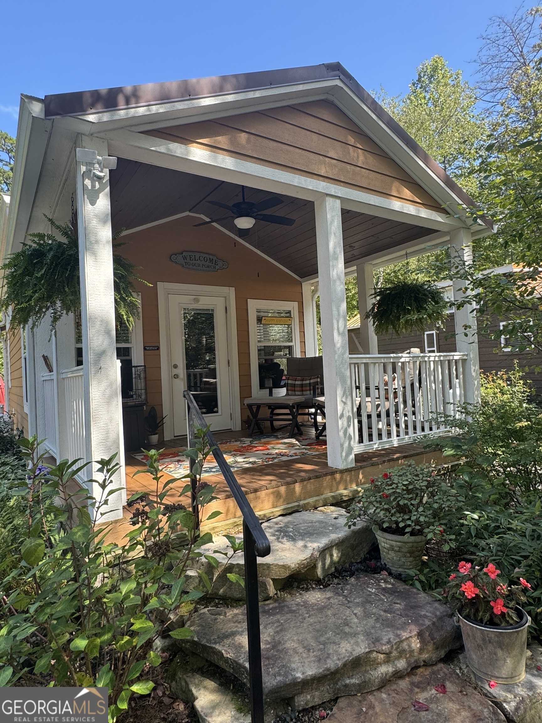 4960 Laurel Lodge Road Clarkesville, GA 30523 - Photo 2 of 21 a view of house