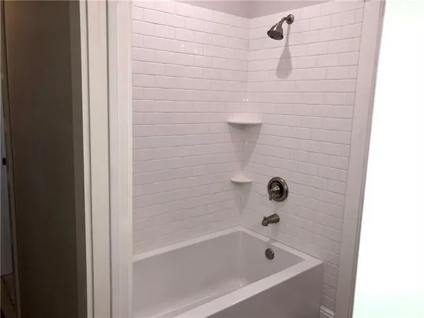 $1,650 | 325 East Hornsby Street, Covington, LA 70433