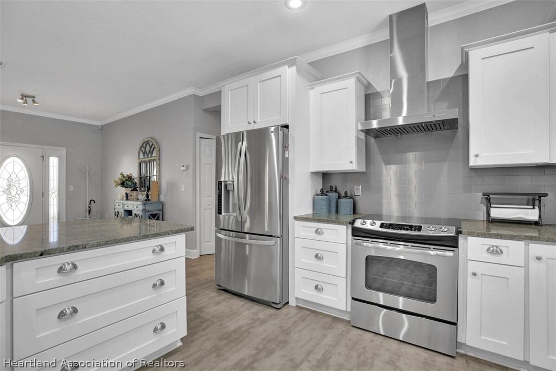 2006 Van Pelt Road Sebring, FL 33870 - Photo 4 of 35 Gallery Image 4