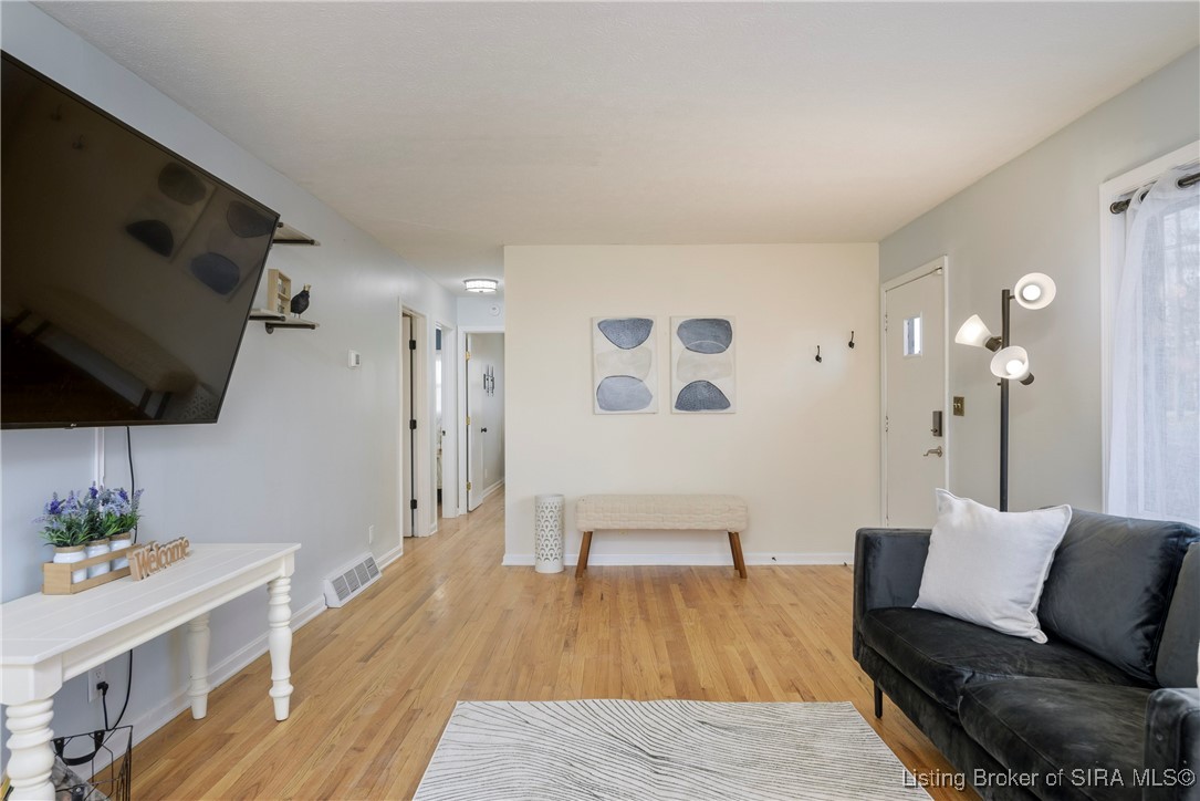 4126 Payne Koehler Road New Albany, IN 47150 - Photo 8 of 31