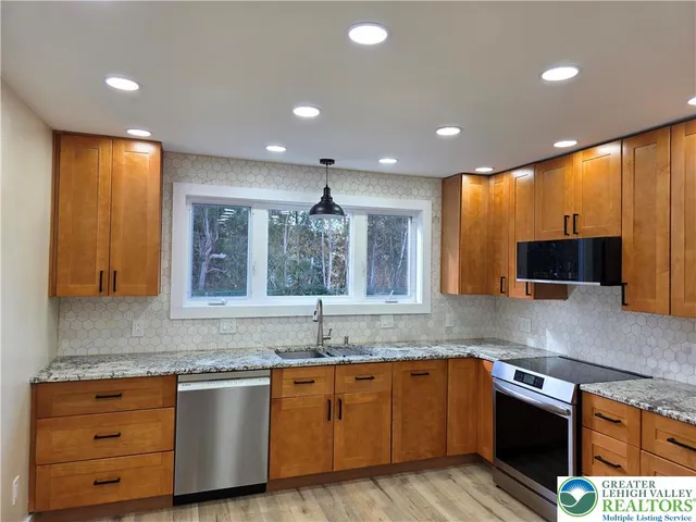 $3,000 | 1690 Beech Lane, Macungie, PA 18062