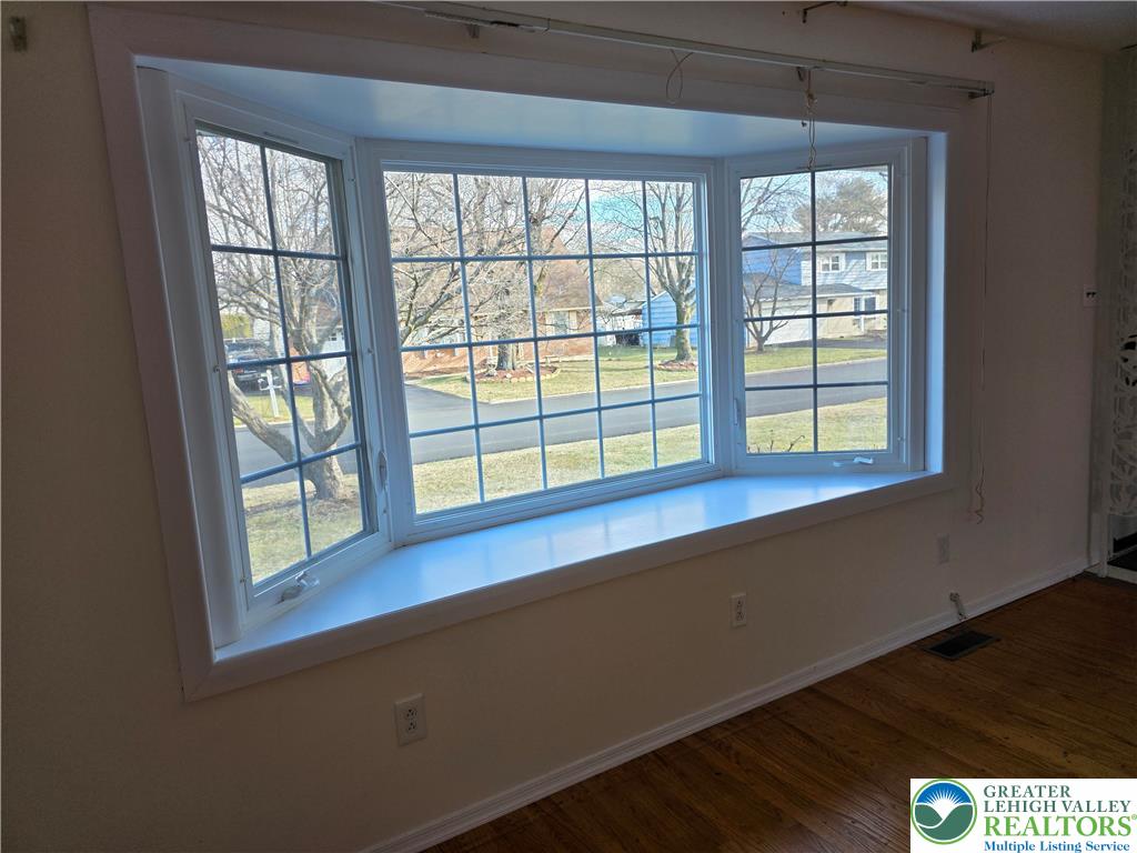 1690 Beech Lane Macungie, PA 18062 - Photo 5 of 32