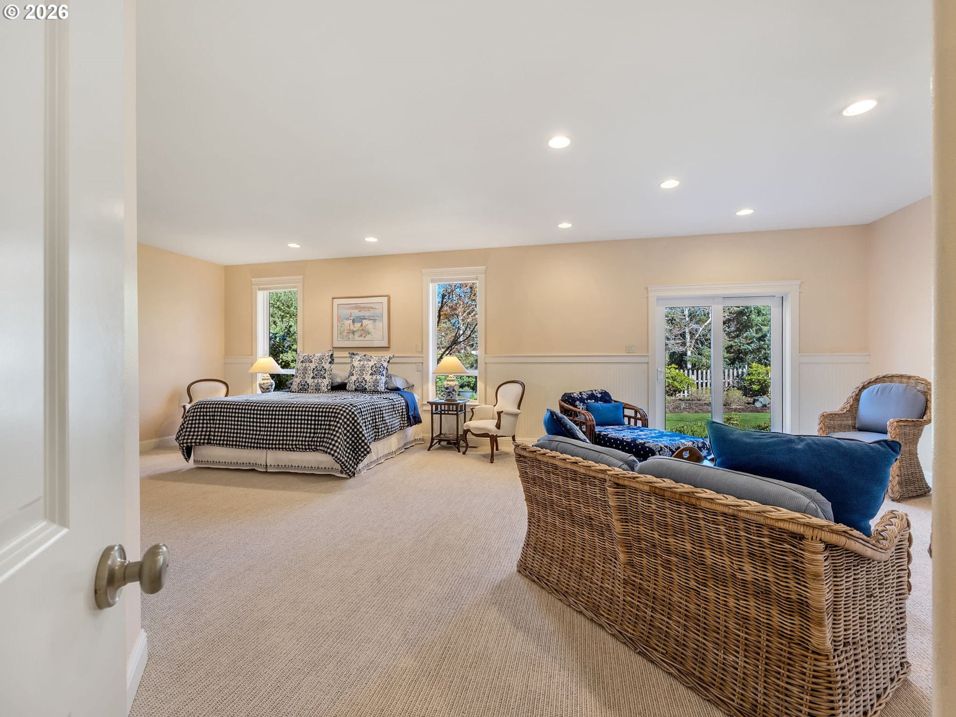 2537 Pine Ridge Drive Gearhart, OR 97138 - Photo 27 of 35 a living room with furniture a window and gym equipment