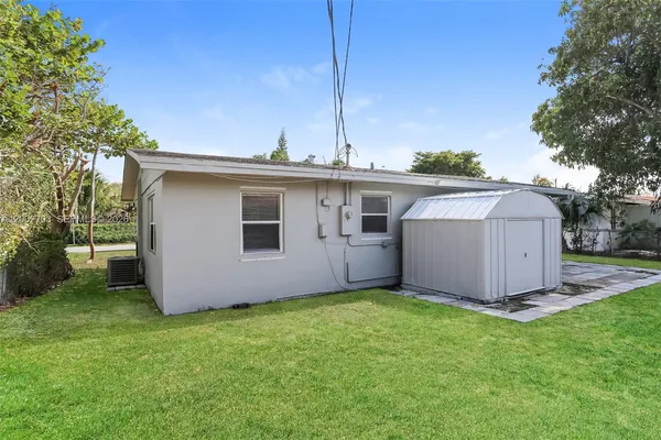 $2,175 | 1425 Northeast 29th Street, Pompano Beach, FL 33064