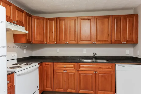 $2,175 | 1425 Northeast 29th Street, Pompano Beach, FL 33064